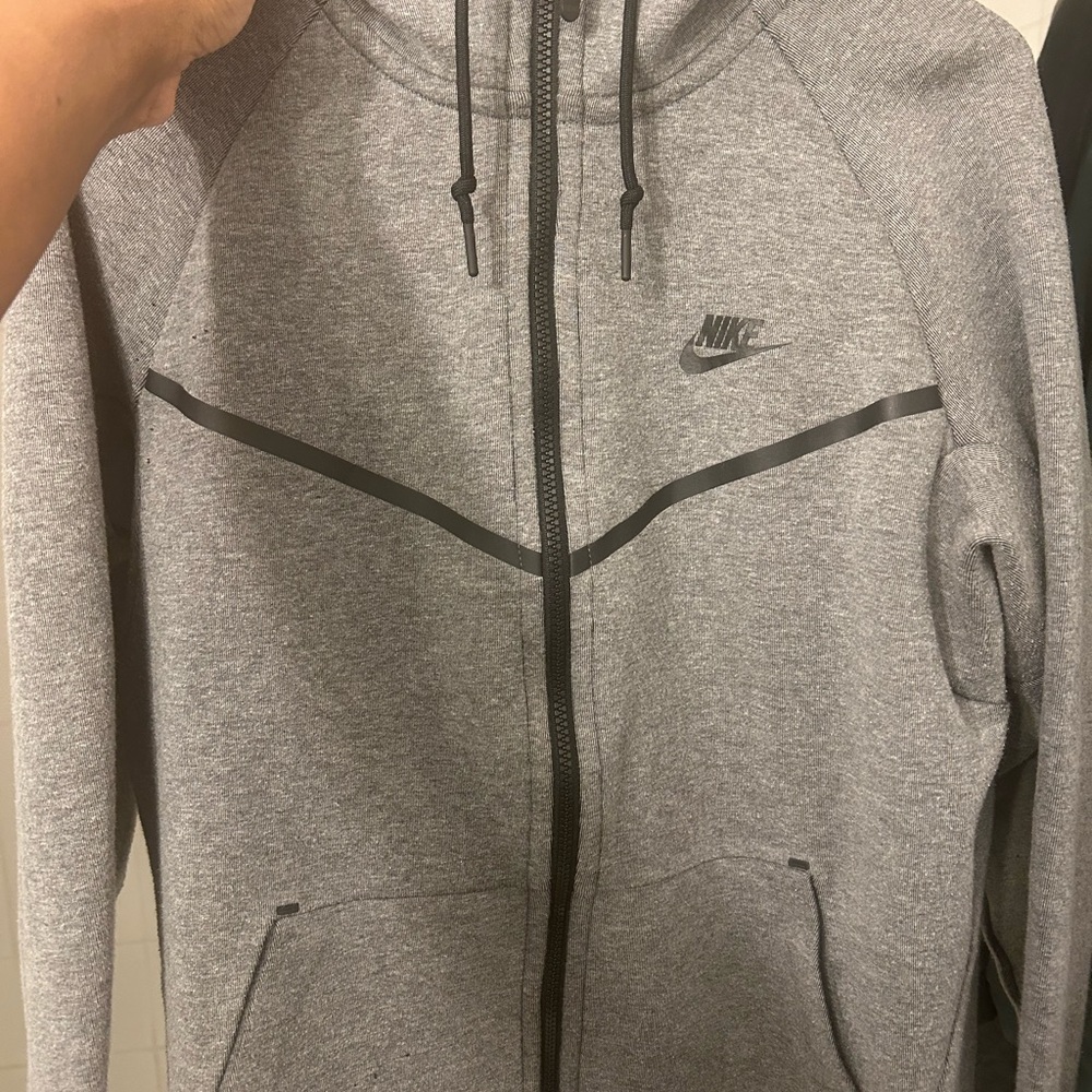 Nike Men’s Zip Up Hoodie